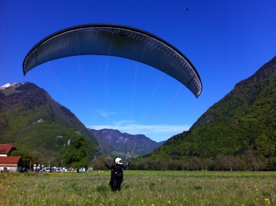 Nathalie à l'atterrissage à Marlens